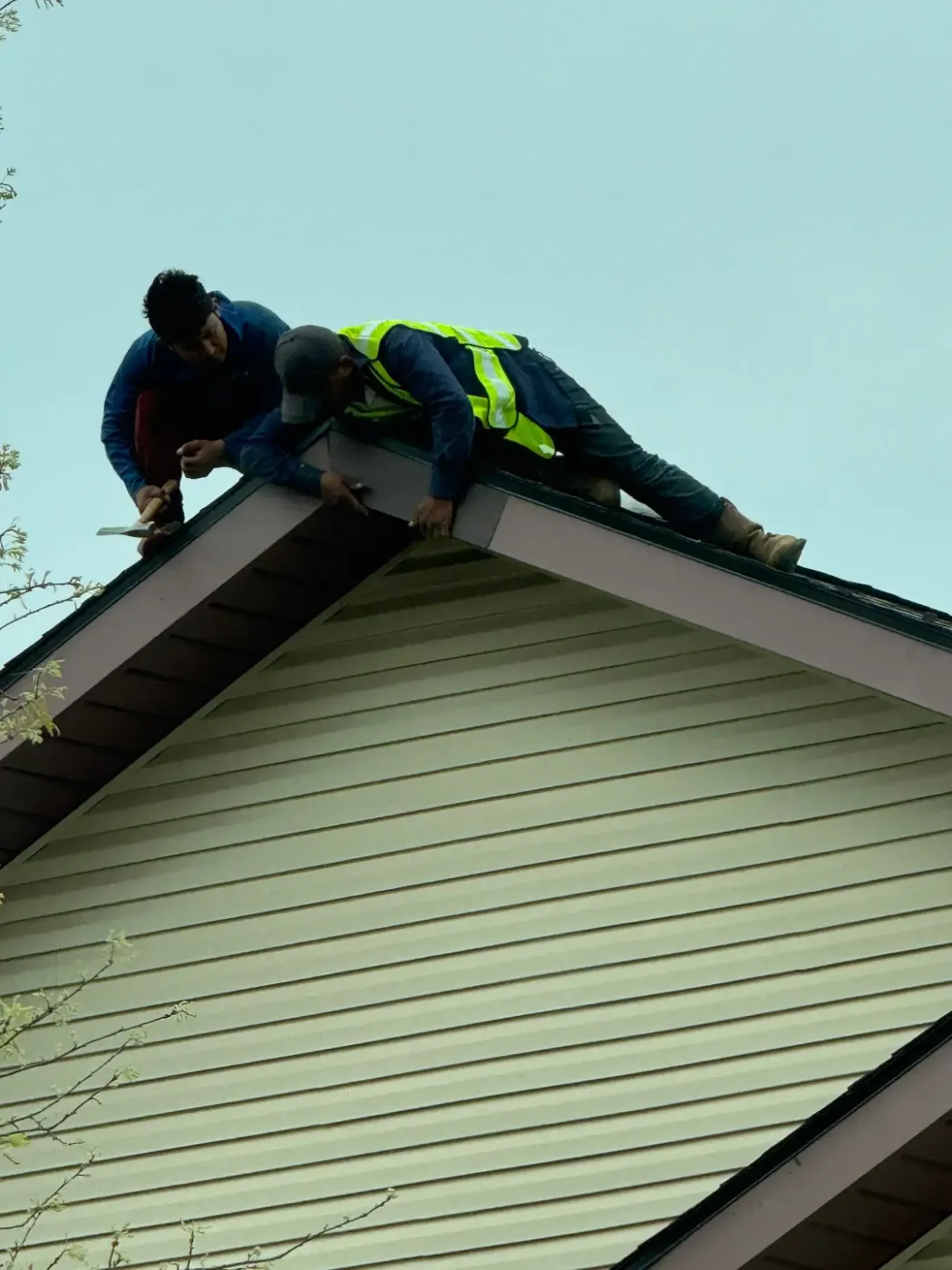 Tarping and dry-in on a Frankton commercial roof