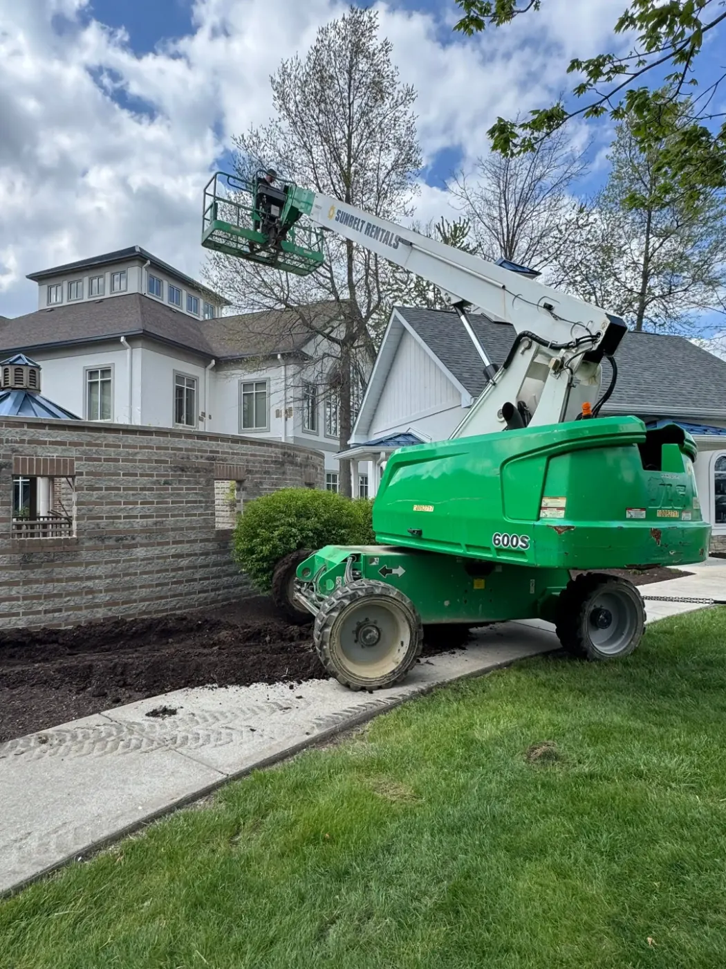 Manufacturer-certified roof installation in Frankton